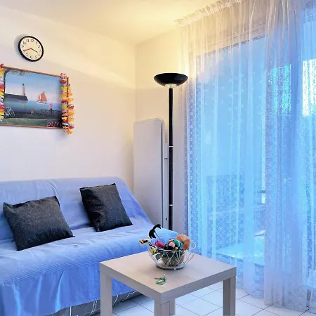 Apartment Familial Climatise Avec Piscine, Terrasse Et Parking - 5 Couchages - - Fr-1-251-426